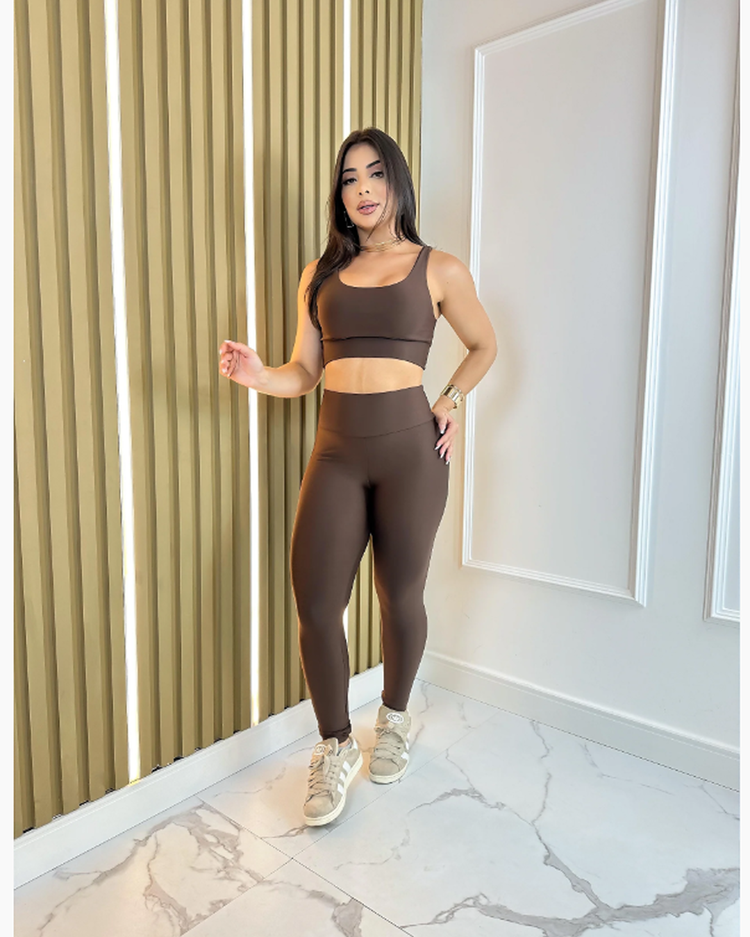 Clarisse Active Set – Basic Legging & Top in Brown