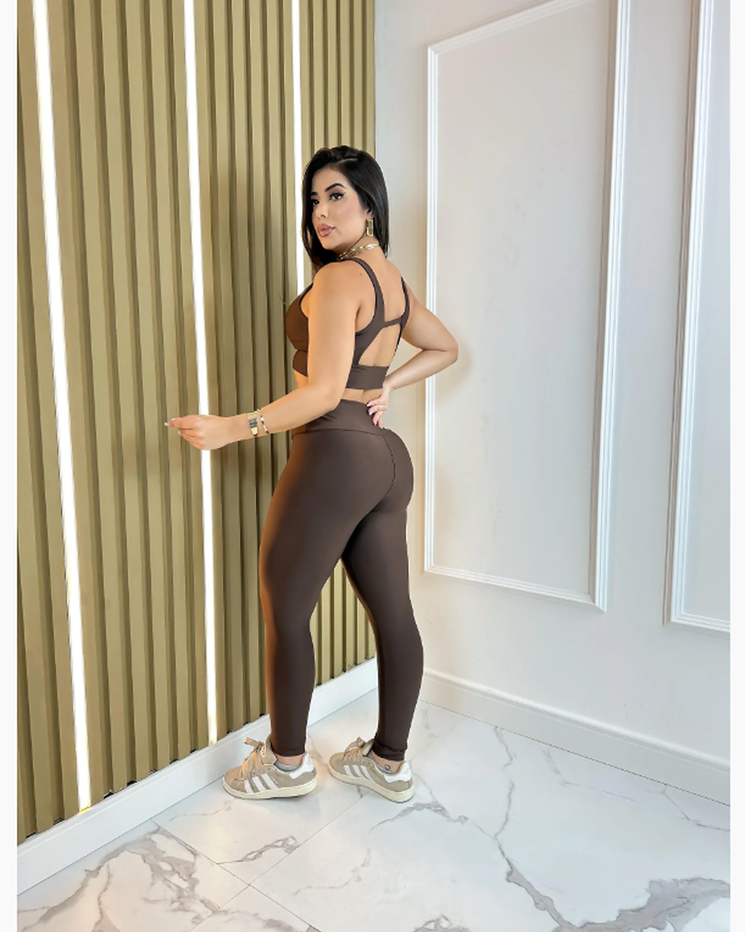 Clarisse Active Set – Basic Legging & Top in Brown